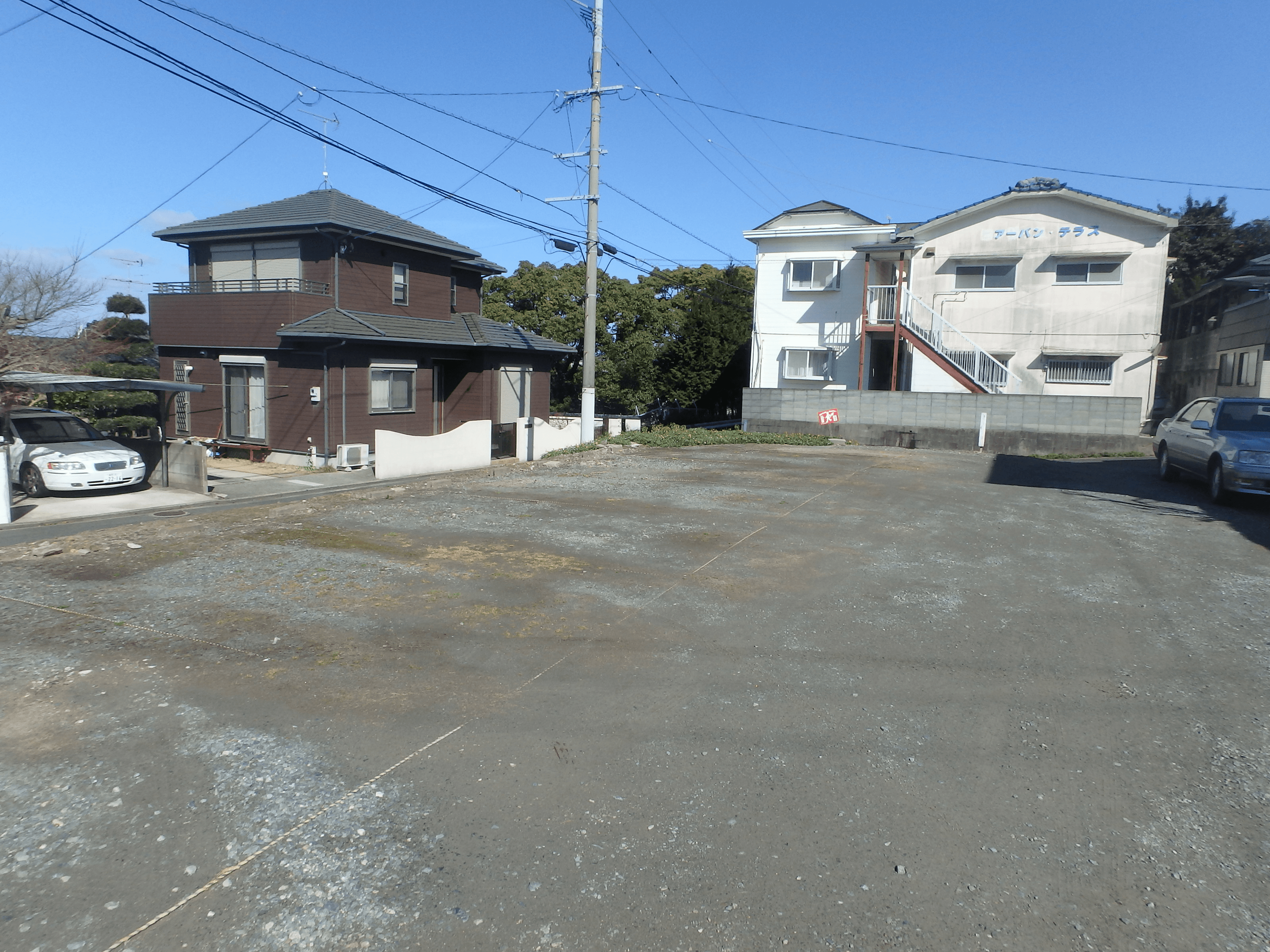 坂の上月極駐車場の外観・駐車場イメージ2枚目