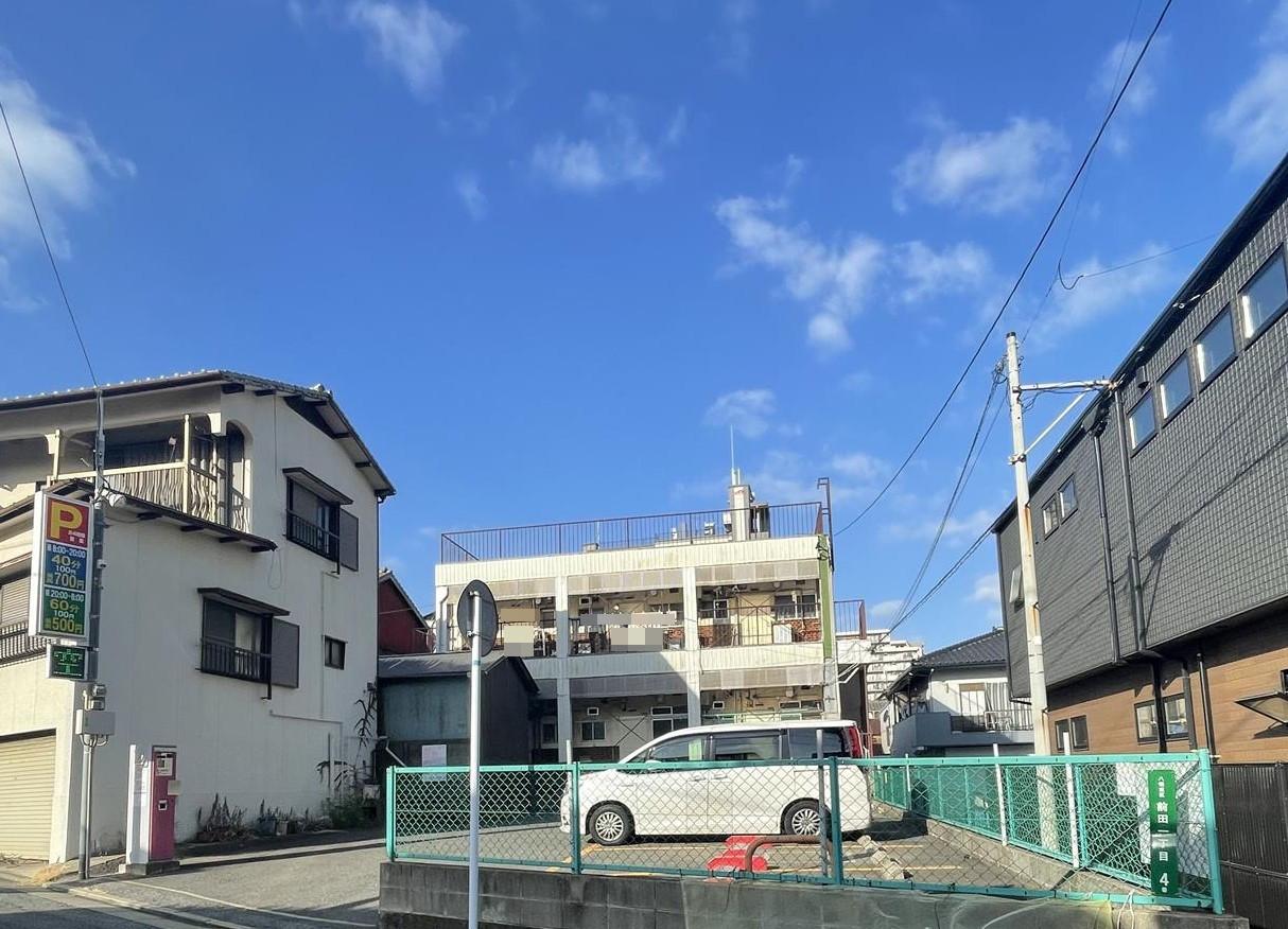 前田駐車場の外観・駐車場イメージ1枚目