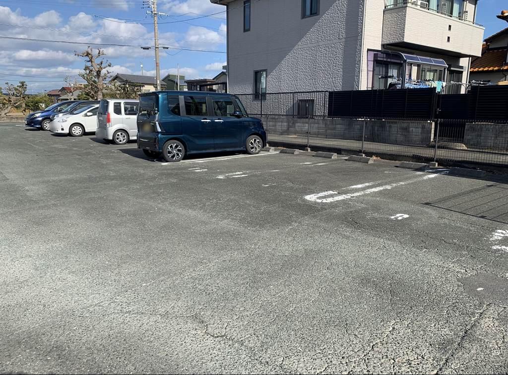 マリンⅢ(27344)の外観・駐車場イメージ1枚目