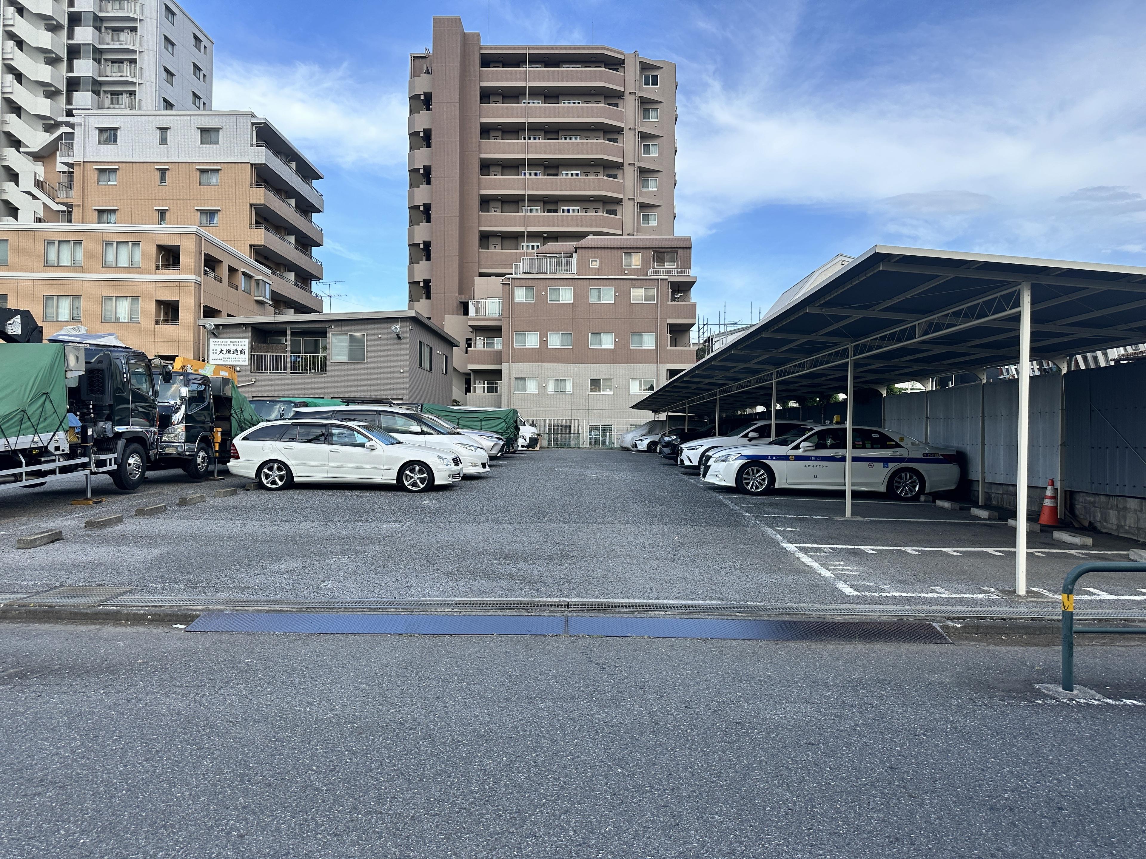 山本駐車場の外観・駐車場イメージ1枚目