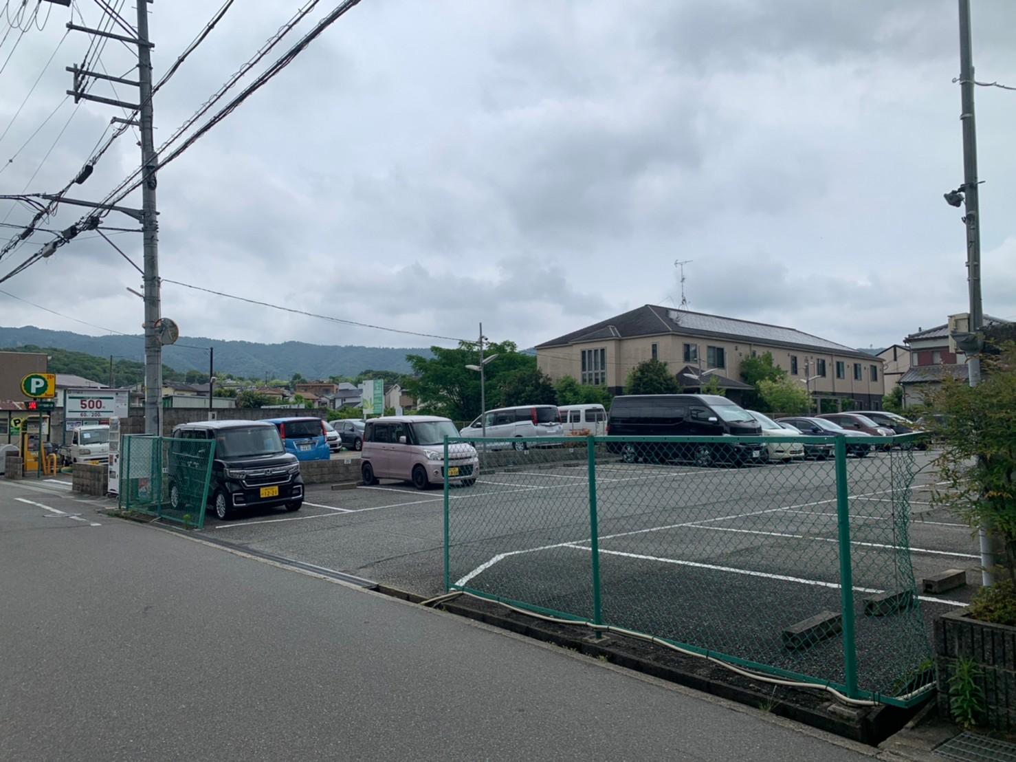 薮内第一駐車場の外観・駐車場イメージ2枚目