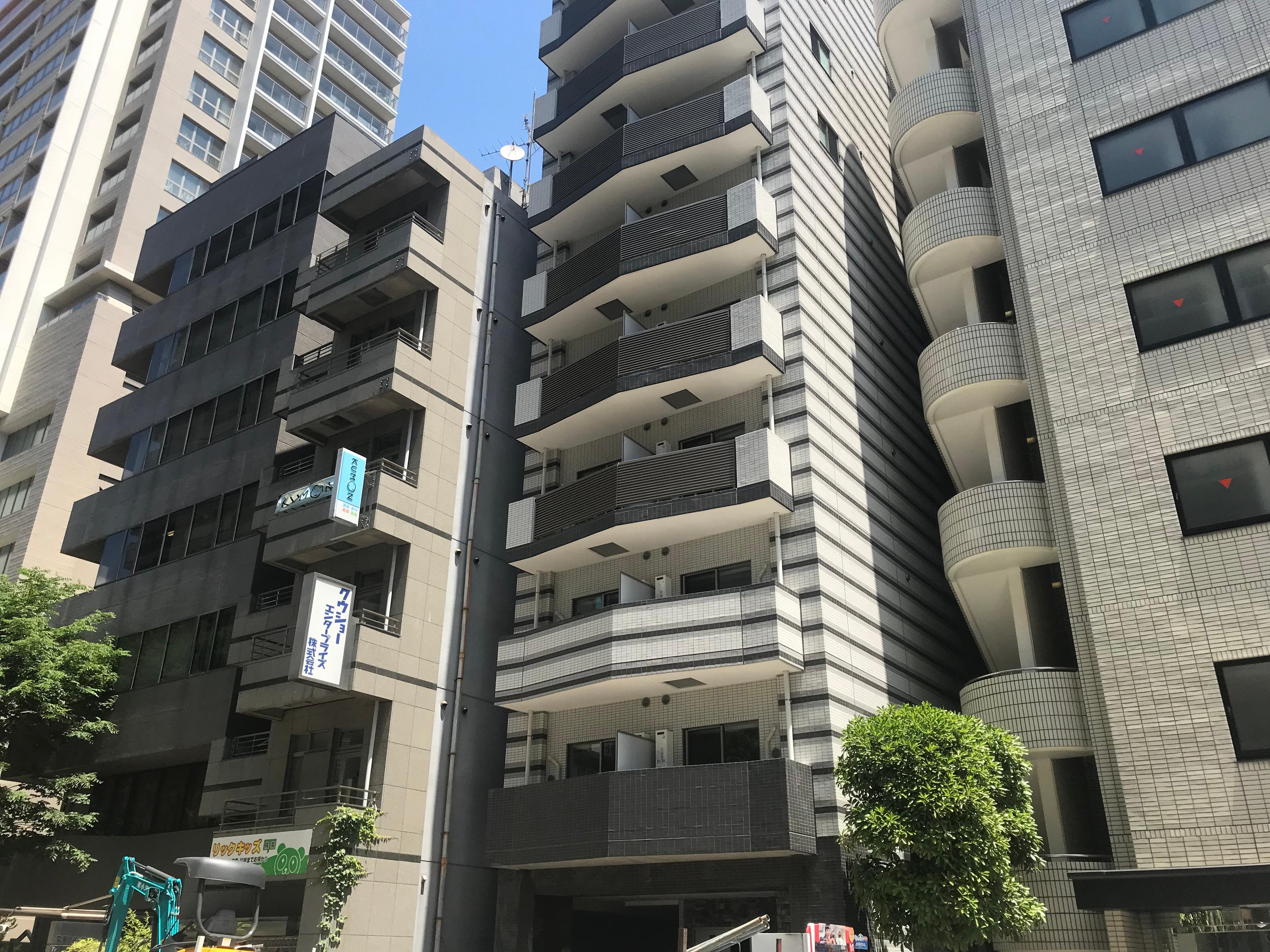 リヴシティ田町の外観・駐車場イメージ1枚目