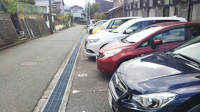パストラル(28798)の外観・駐車場イメージ1枚目