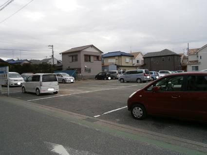 御殿吉川駐車場の外観・駐車場イメージ2枚目