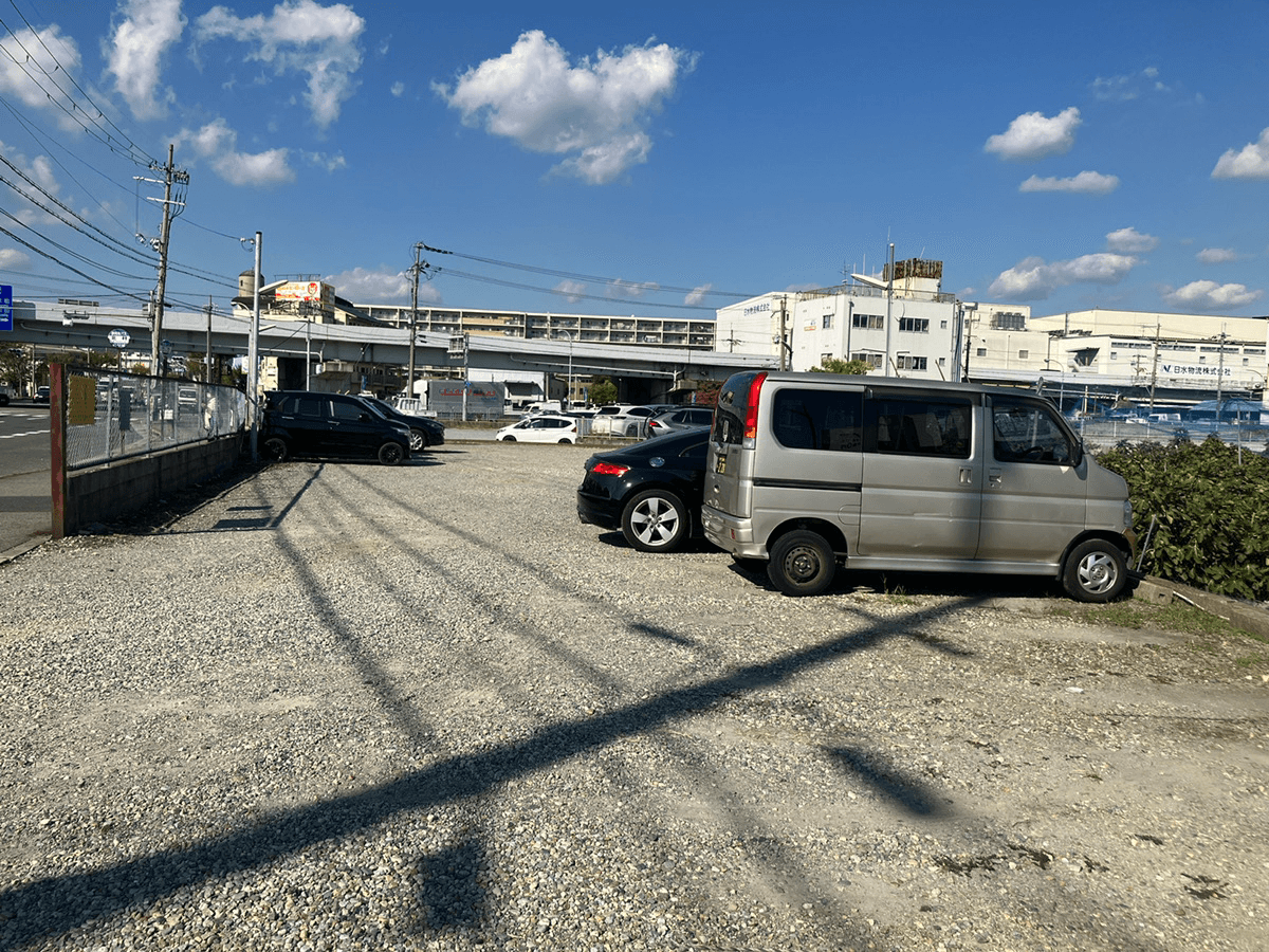 伊丹北村交差点駐車場（小西駐車場）の外観・駐車場イメージ3枚目