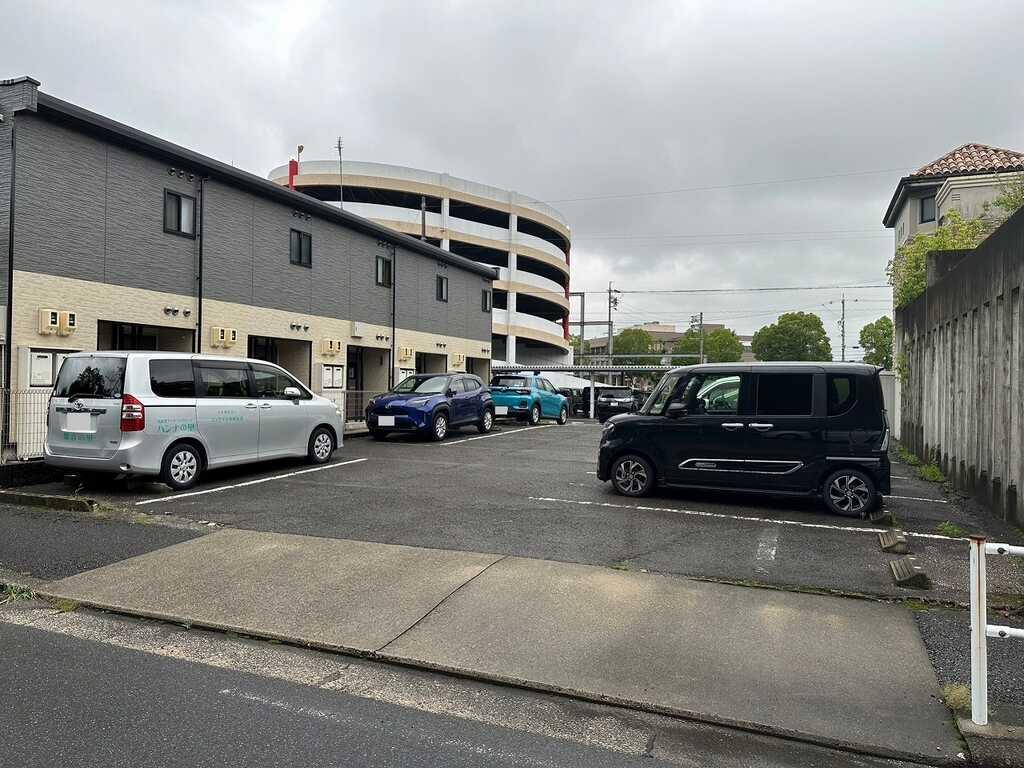FK辻本通1丁目駐車場の外観・駐車場イメージ1枚目