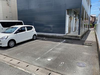 ３６２フラット(13860)の外観・駐車場イメージ2枚目