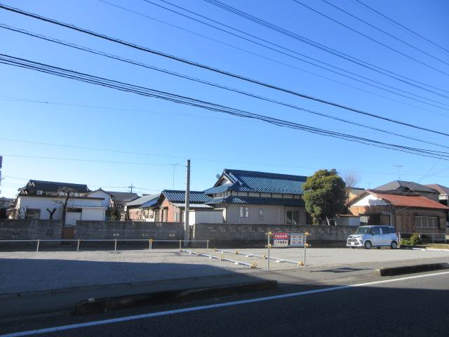 小室パーキングの外観・駐車場イメージ1枚目