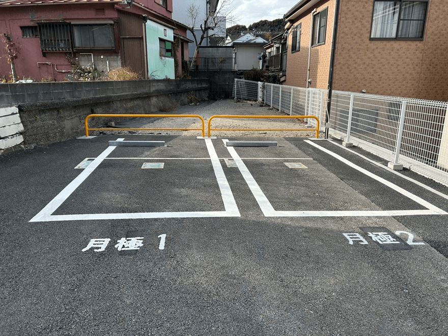 横浜白幡西町の外観・駐車場イメージ2枚目
