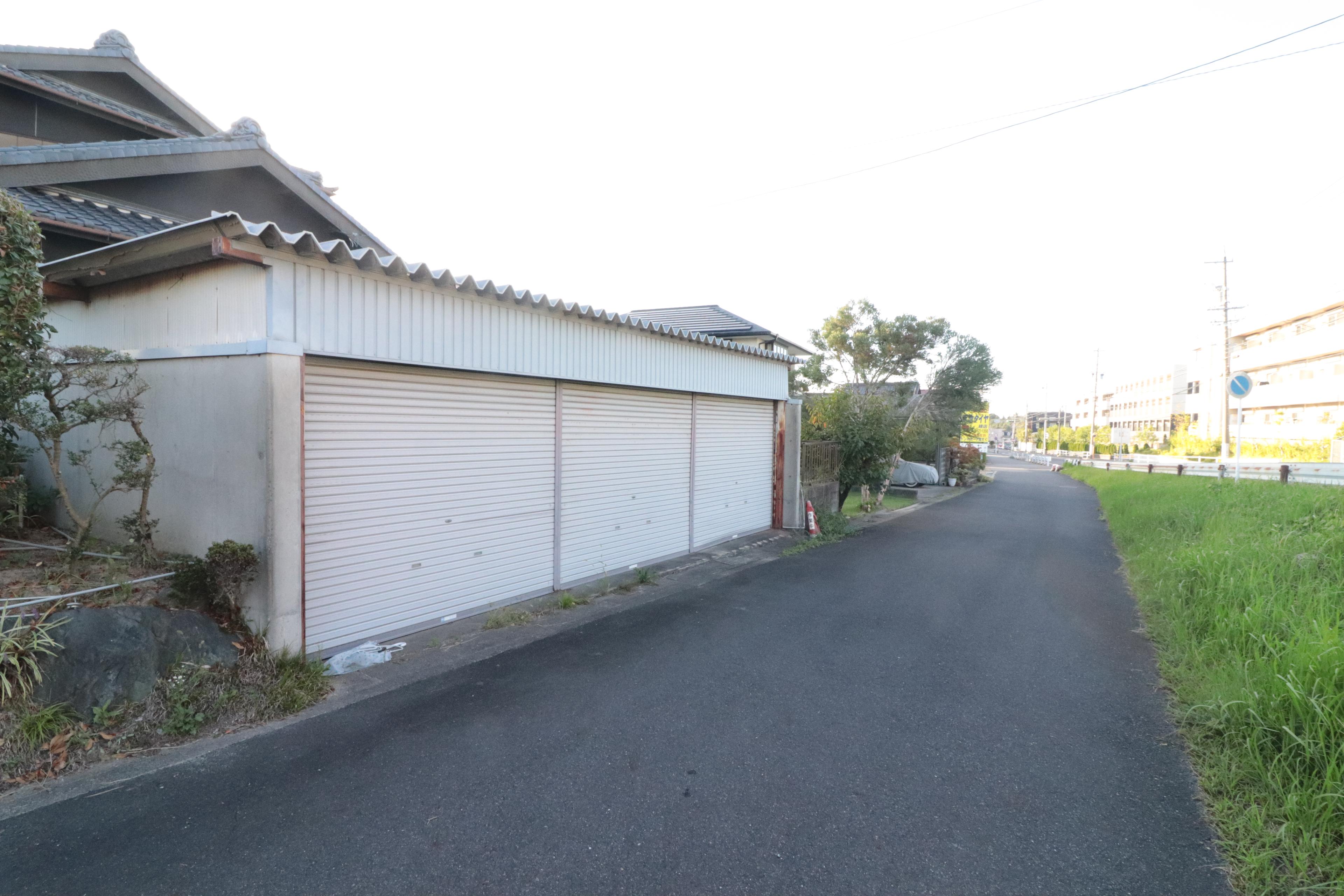 諸の木ガレージパーキングの外観・駐車場イメージ2枚目