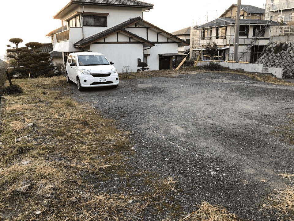 ｵｰﾄ・ｽｸｳｪｱー牟礼岡の外観・駐車場イメージ3枚目