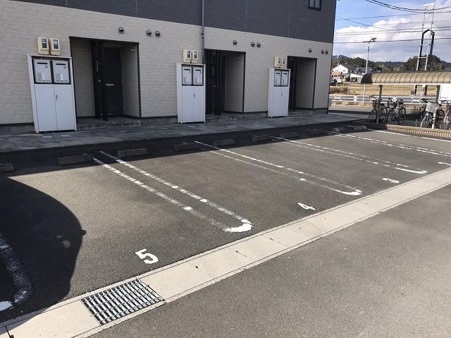 グレース　１６(32781)の外観・駐車場イメージ1枚目