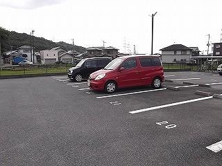 Ｙ．ＤＲＥＡＭ(17702)の外観・駐車場イメージ1枚目