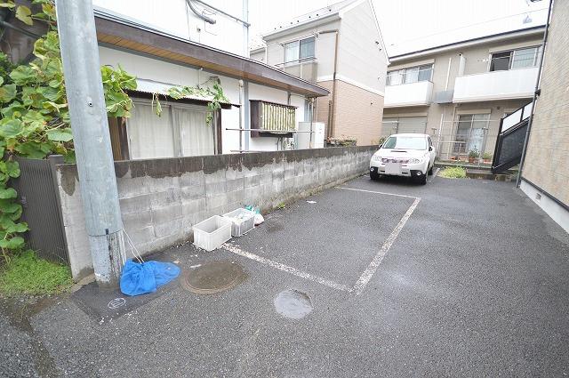 ラ・フォーレ西国立の外観・駐車場イメージ2枚目