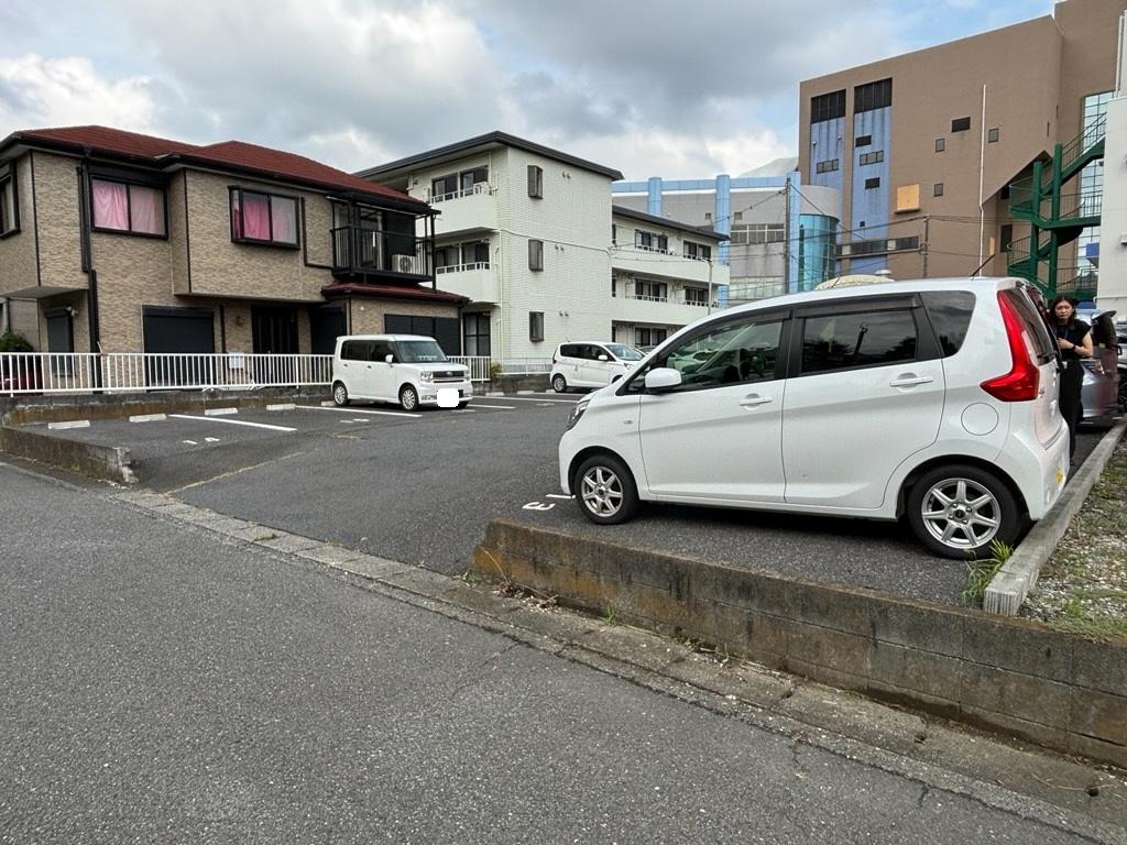 田邉第１駐車場の外観・駐車場イメージ3枚目