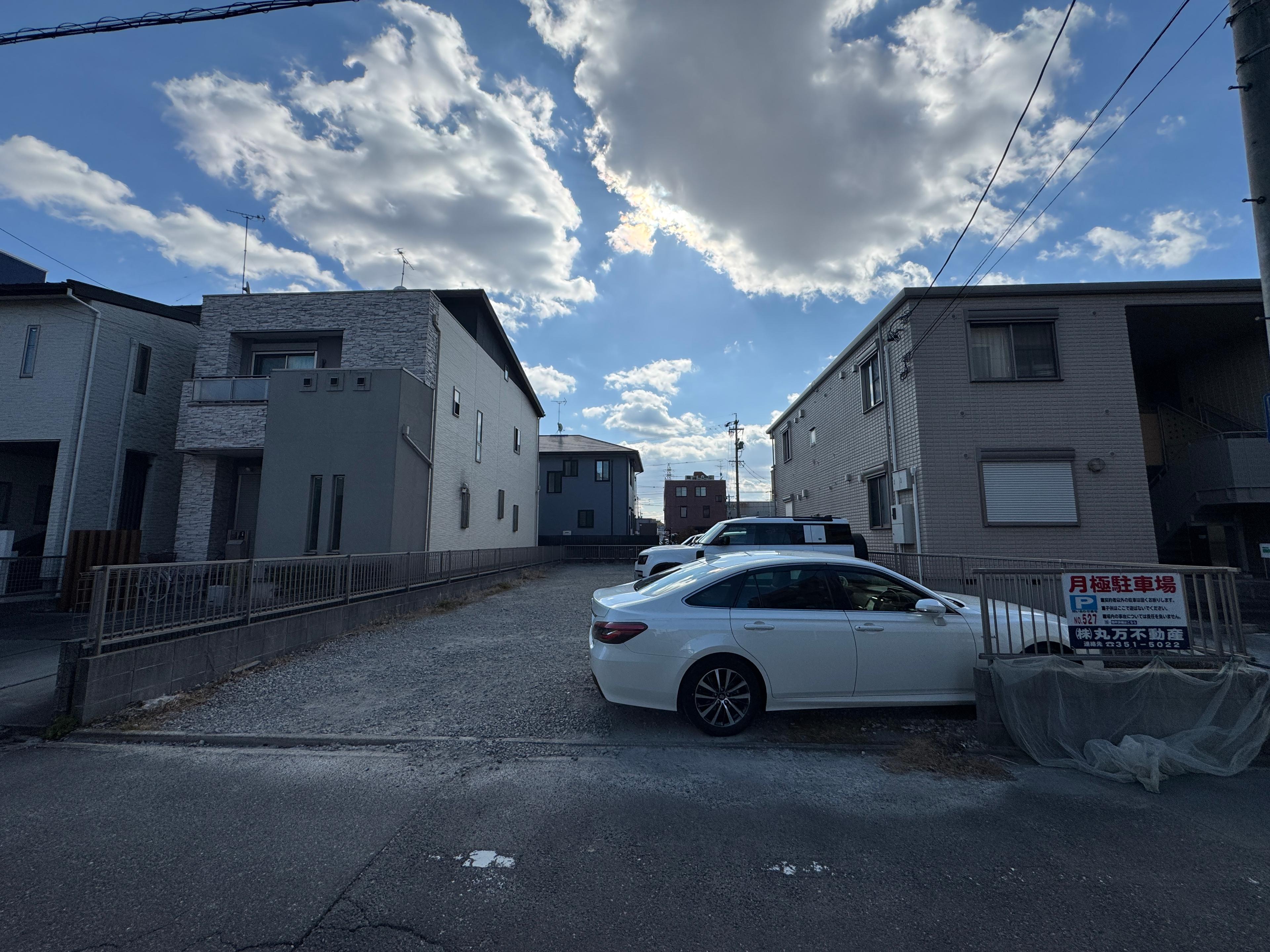 P527の外観・駐車場イメージ3枚目