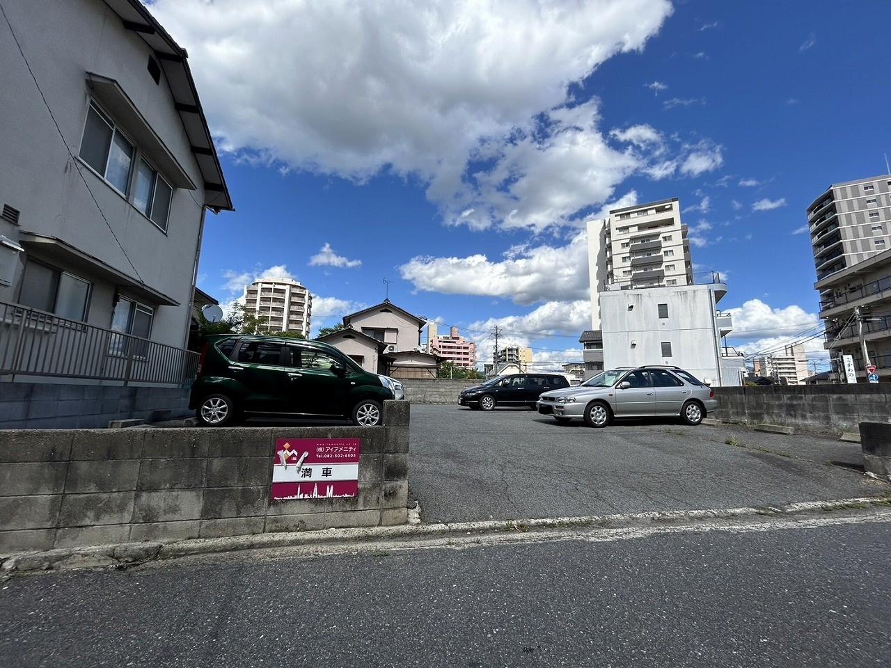 北川ガレージの外観・駐車場イメージ1枚目