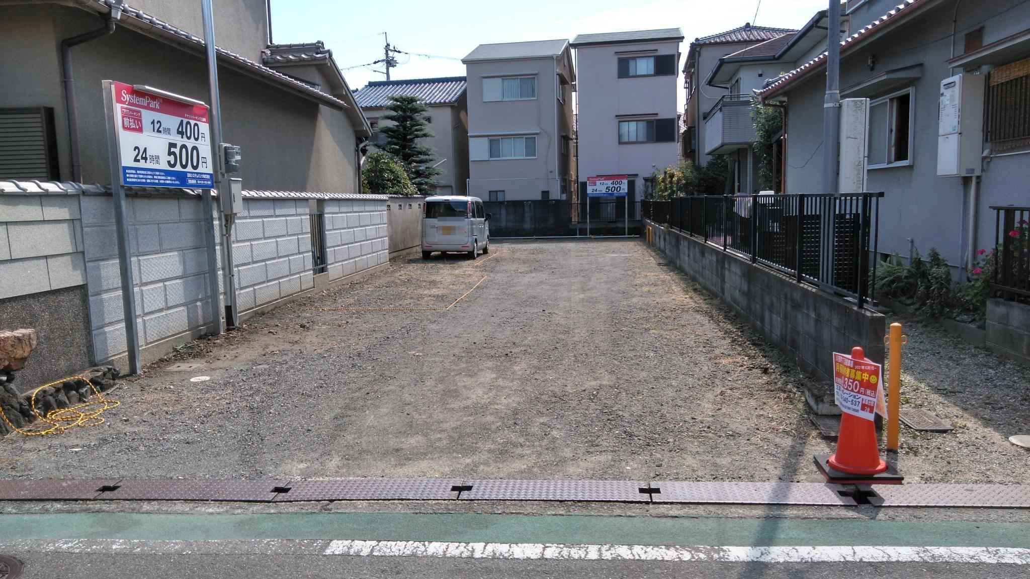 川西町1丁目駐車場の外観・駐車場イメージ2枚目