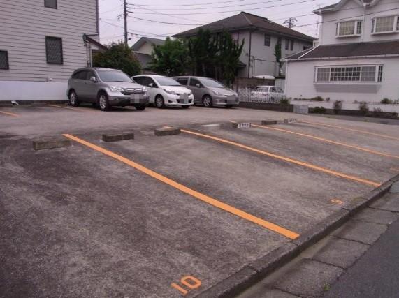 根岸町四丁目山形駐車場の外観・駐車場イメージ1枚目