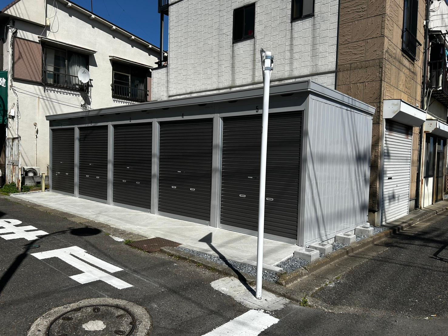 長房町バイクコンテナの外観・駐車場イメージ1枚目