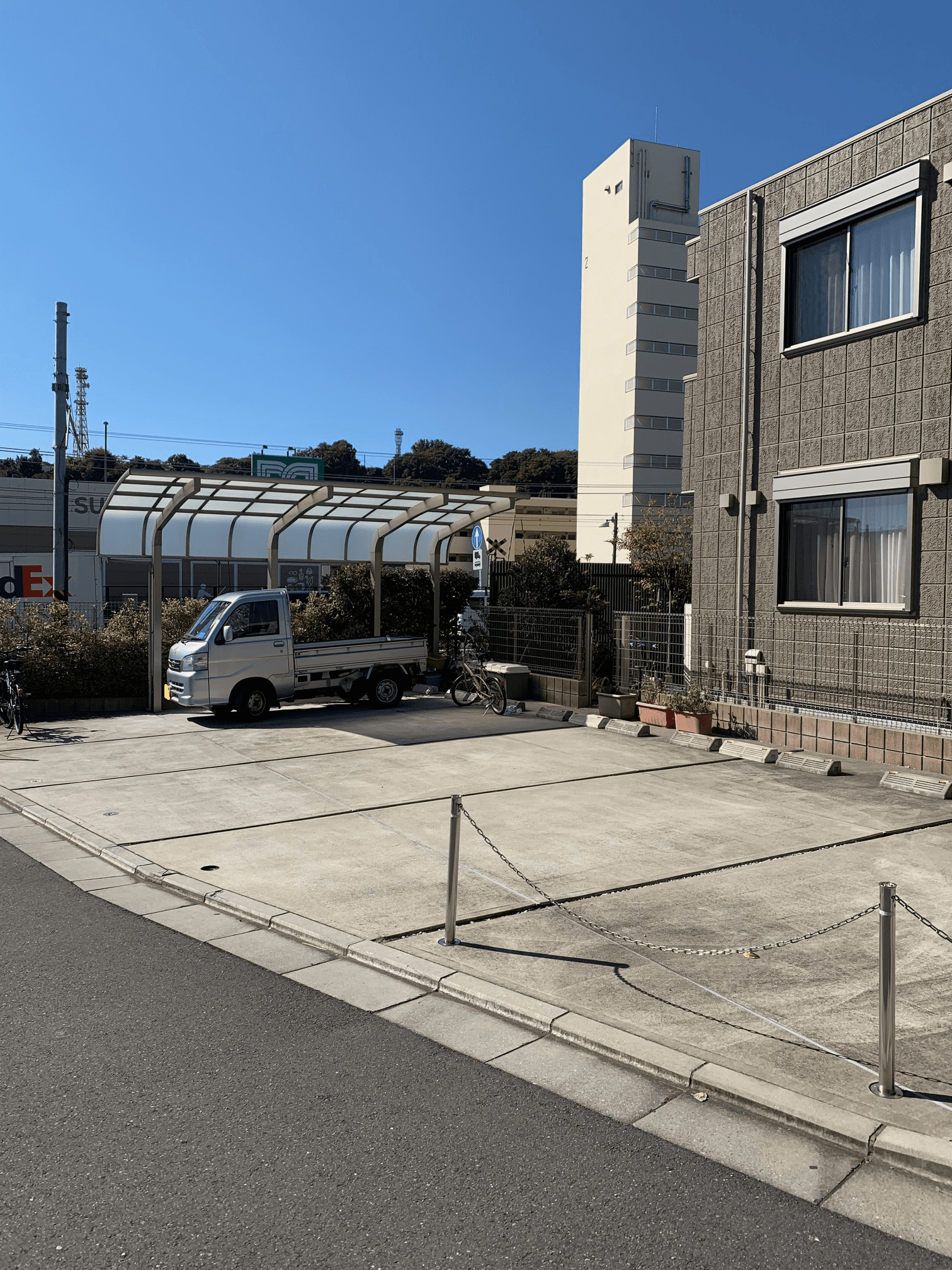 上星川2丁目駐車場の外観・駐車場イメージ3枚目
