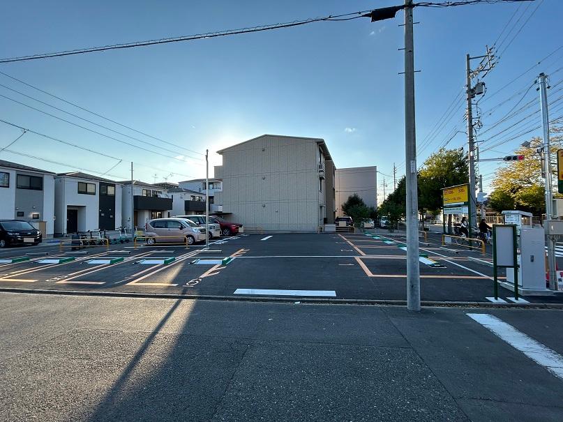 千成通３丁目の外観・駐車場イメージ1枚目