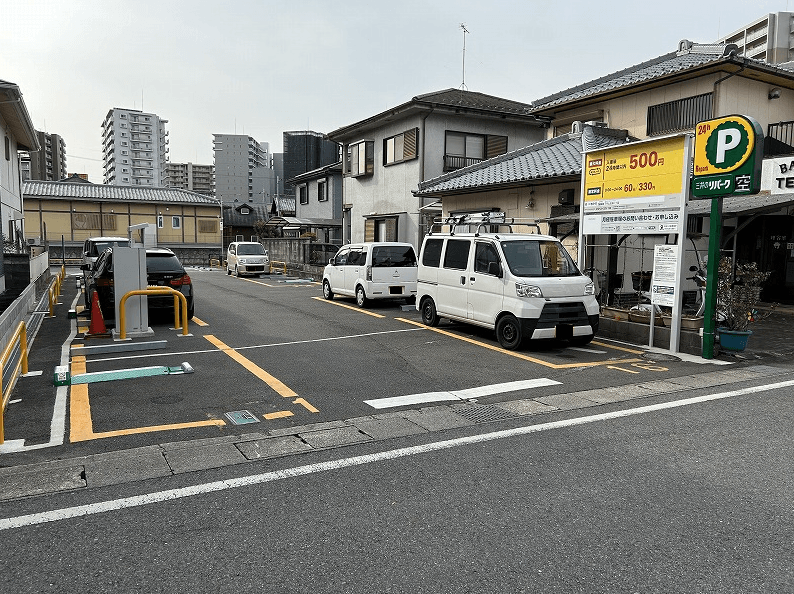 守山吉身１丁目の外観・駐車場イメージ1枚目
