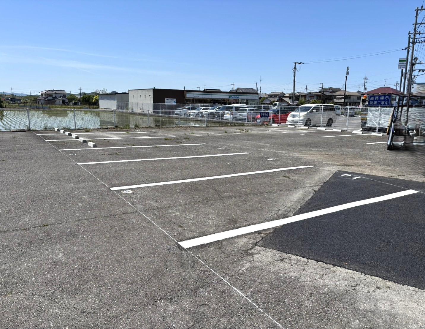 沖野5丁目 　松吉パーキングの外観・駐車場イメージ2枚目