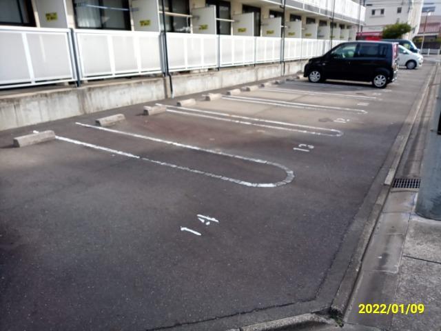 セノーテ黒川(33731)の外観・駐車場イメージ1枚目