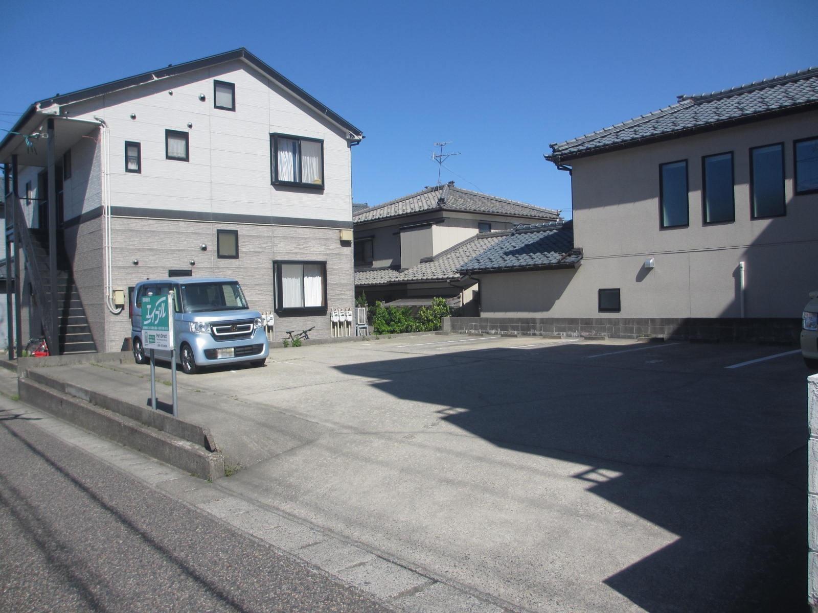 第37駐車場の外観・駐車場イメージ2枚目