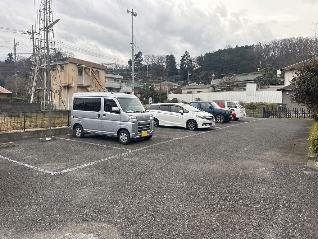エクセル(17487)の外観・駐車場イメージ1枚目