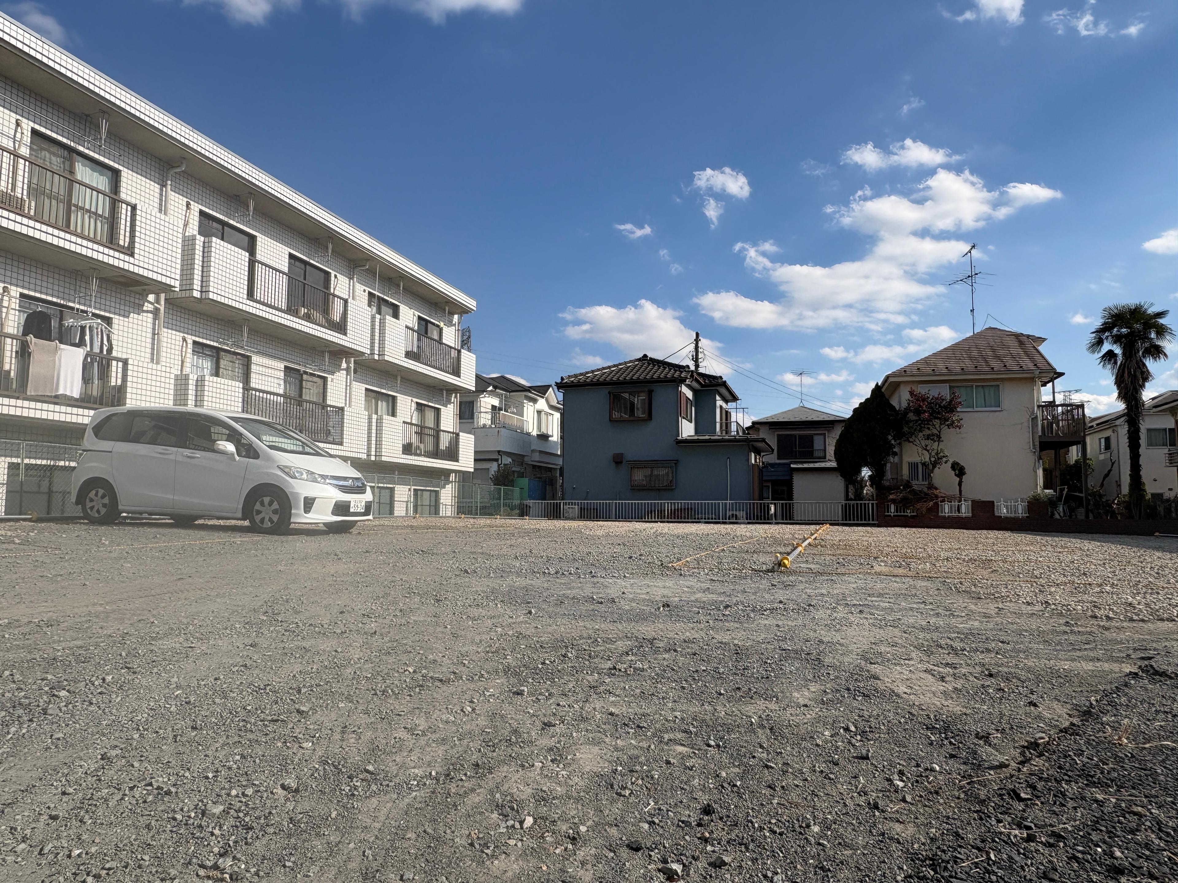 【定期利用】武蔵村山市岸一丁目の外観・駐車場イメージ3枚目