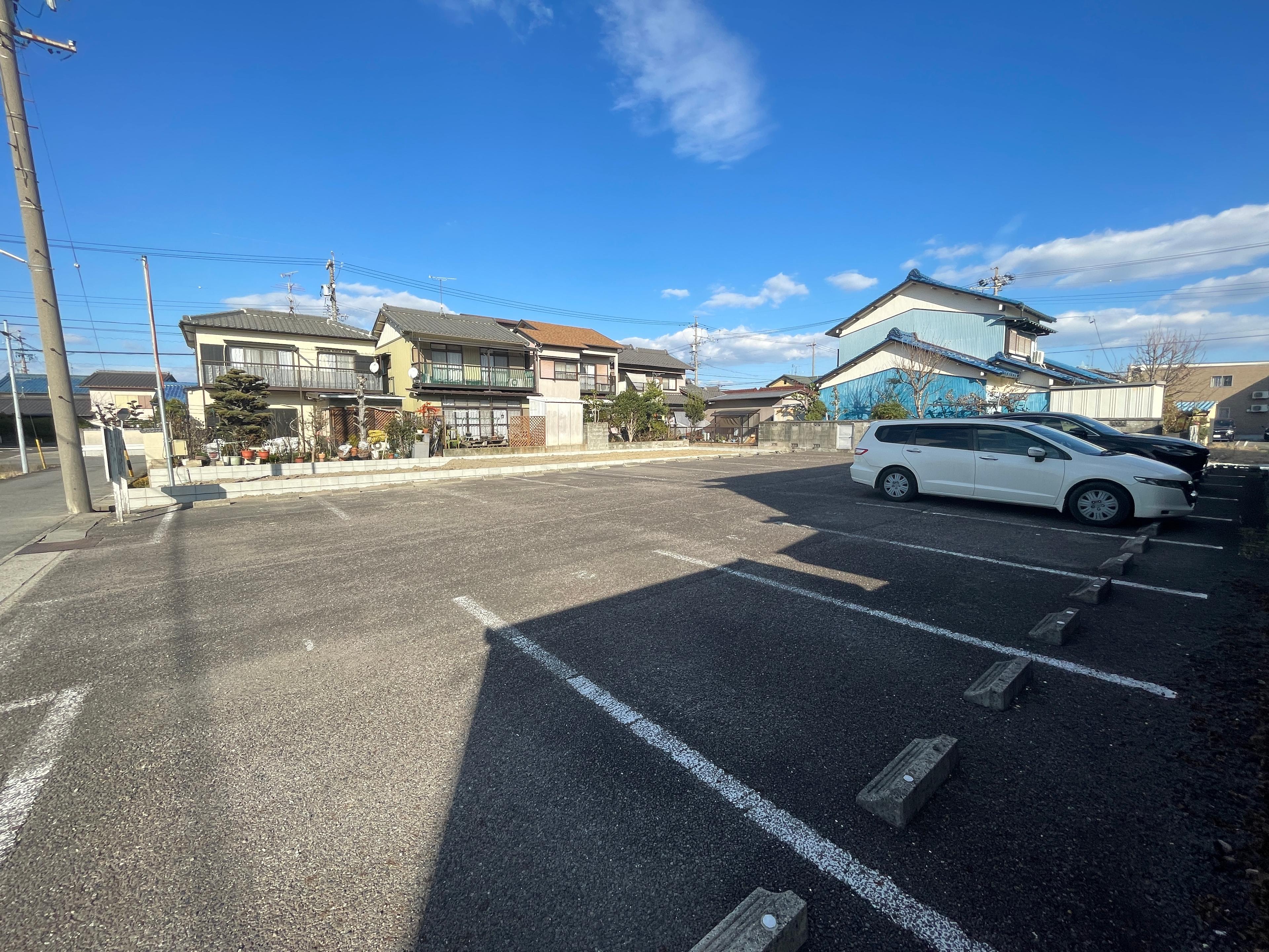 南出駐車場の外観・駐車場イメージ2枚目