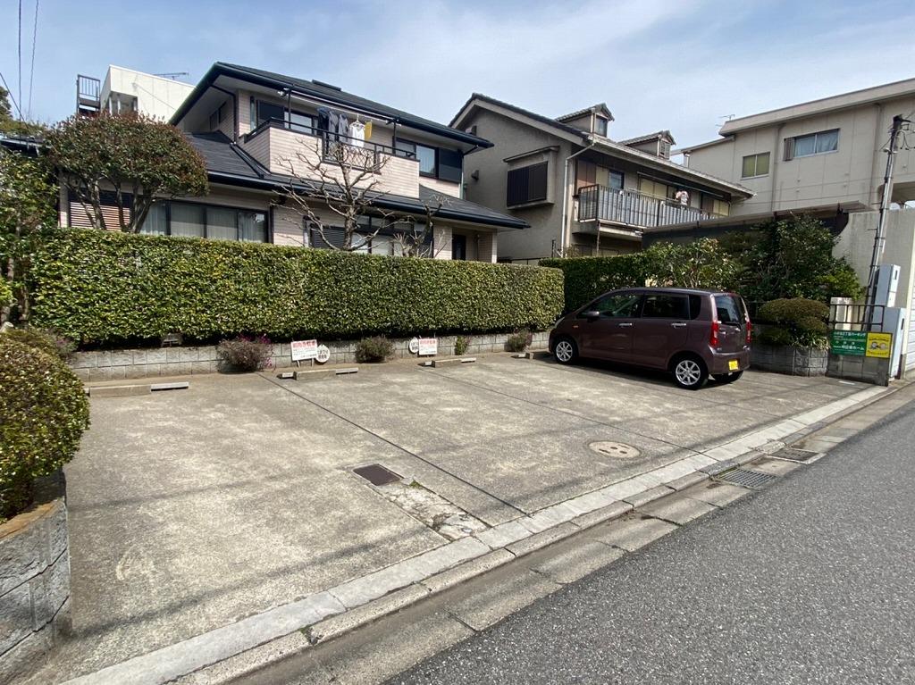 小仲台２丁目パーキングの外観・駐車場イメージ1枚目