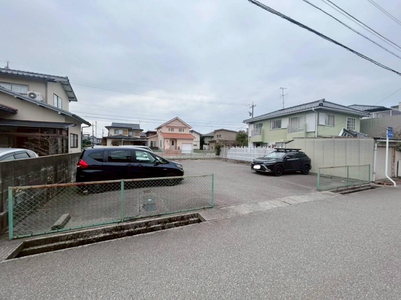 稲荷３丁目パーキングの外観・駐車場イメージ1枚目