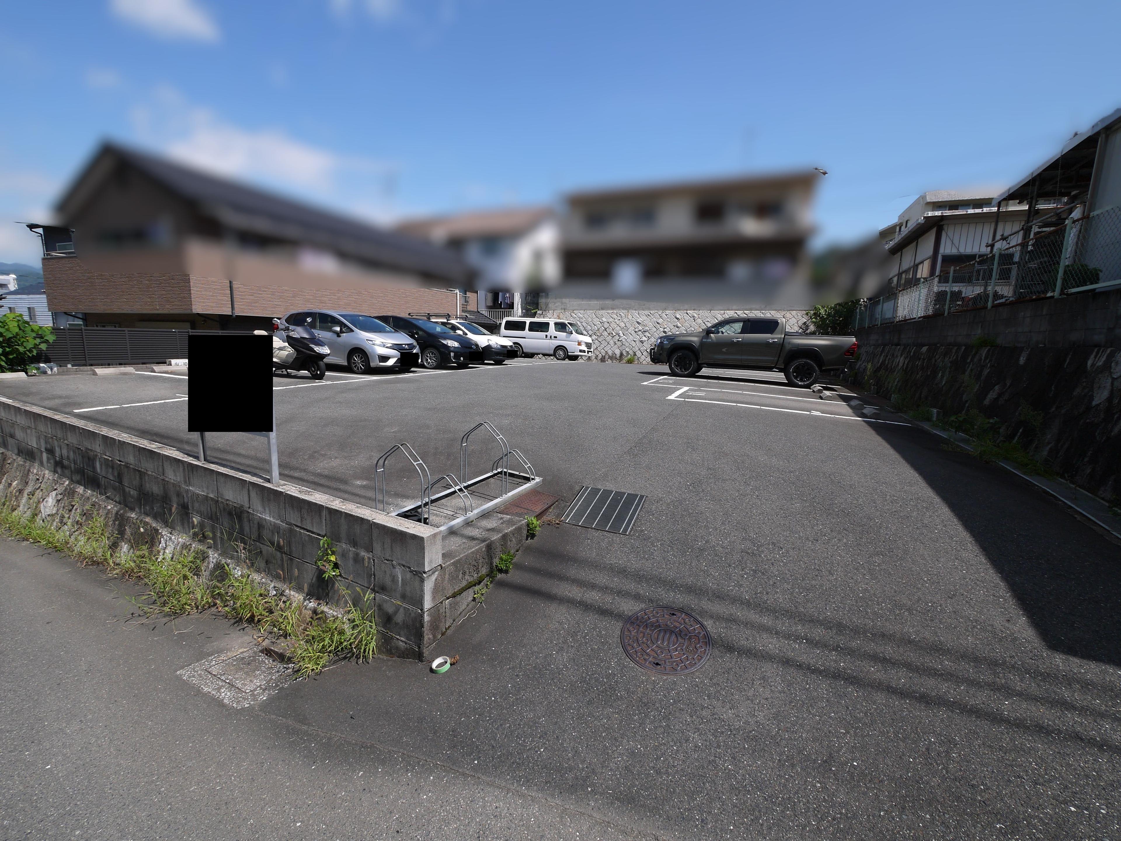 山泰産業ガレージの外観・駐車場イメージ1枚目