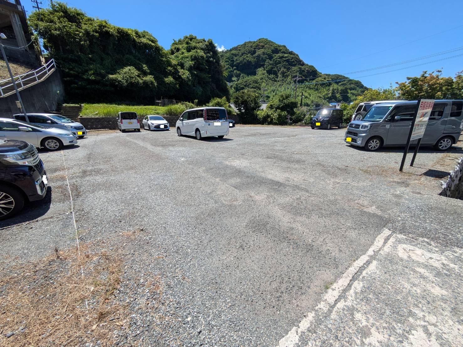 鳴竹二丁目M駐車場の外観・駐車場イメージ1枚目