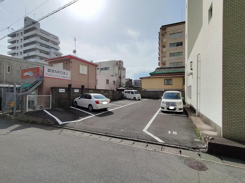 栄光月極駐車場の外観・駐車場イメージ1枚目