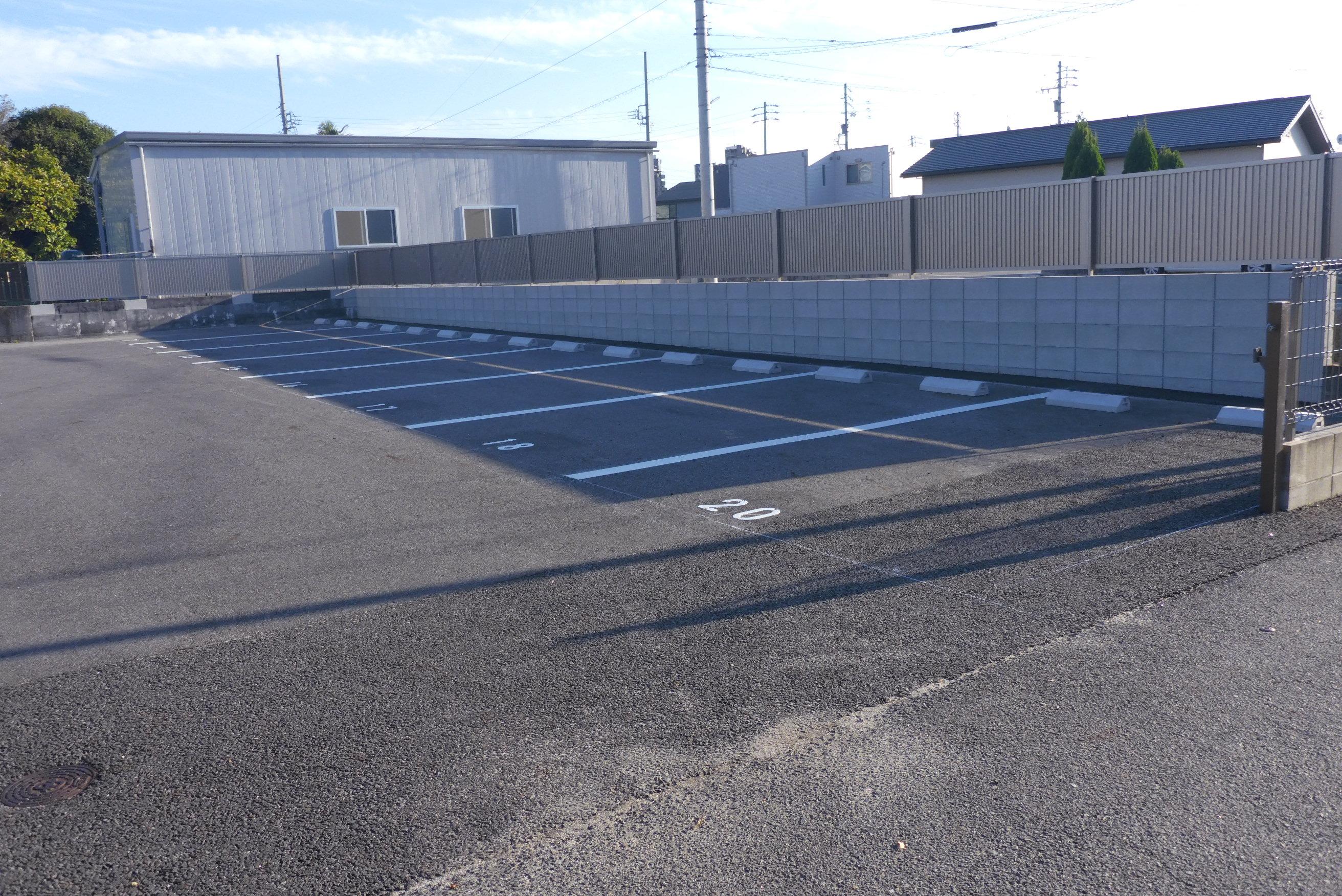 下山第９駐車場の外観・駐車場イメージ2枚目