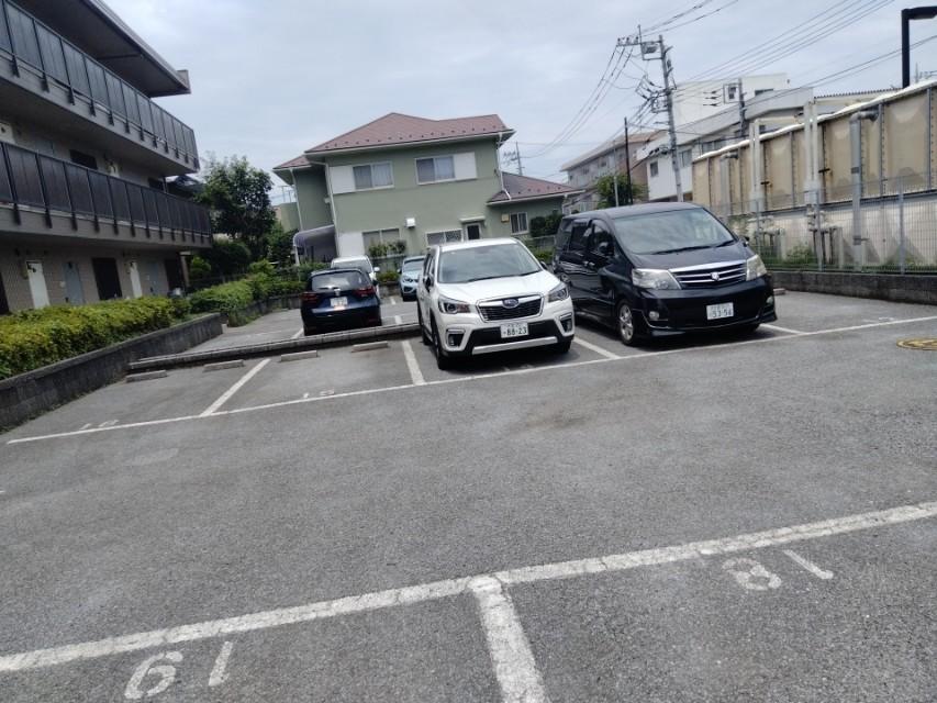 さいたま市南区大谷口駐車場（グランドール浦和Ⅱ）の外観・駐車場イメージ2枚目