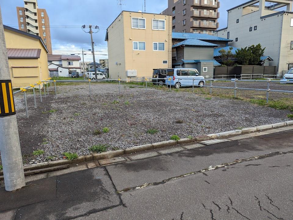 豊川町９番駐車場の外観・駐車場イメージ1枚目