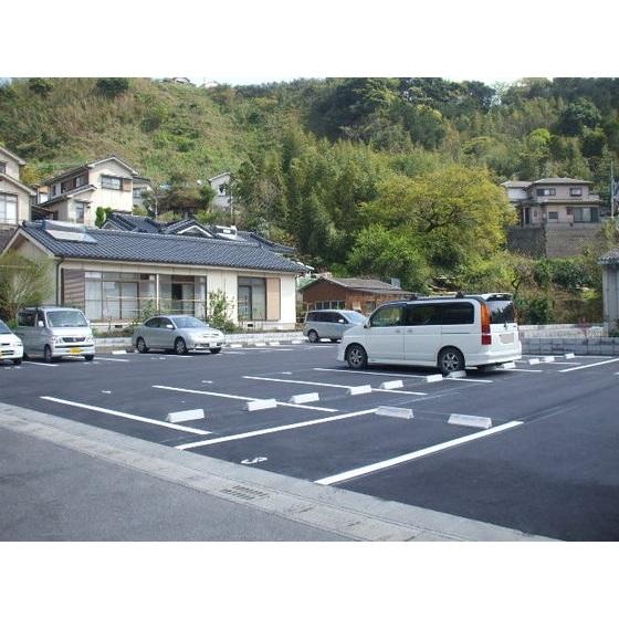 Ｍパーク５０（中山１丁目）の外観・駐車場イメージ1枚目