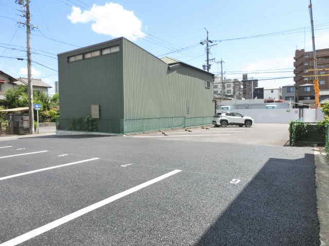 ワイズ・天王 第3駐車場の外観・駐車場イメージ2枚目
