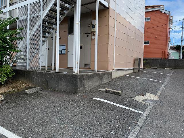 べガ(12095)の外観・駐車場イメージ1枚目