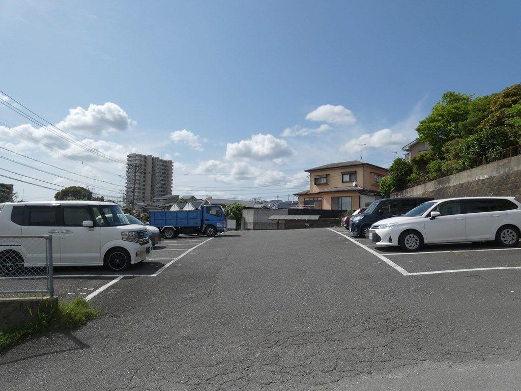 針摺駐車場の外観・駐車場イメージ1枚目