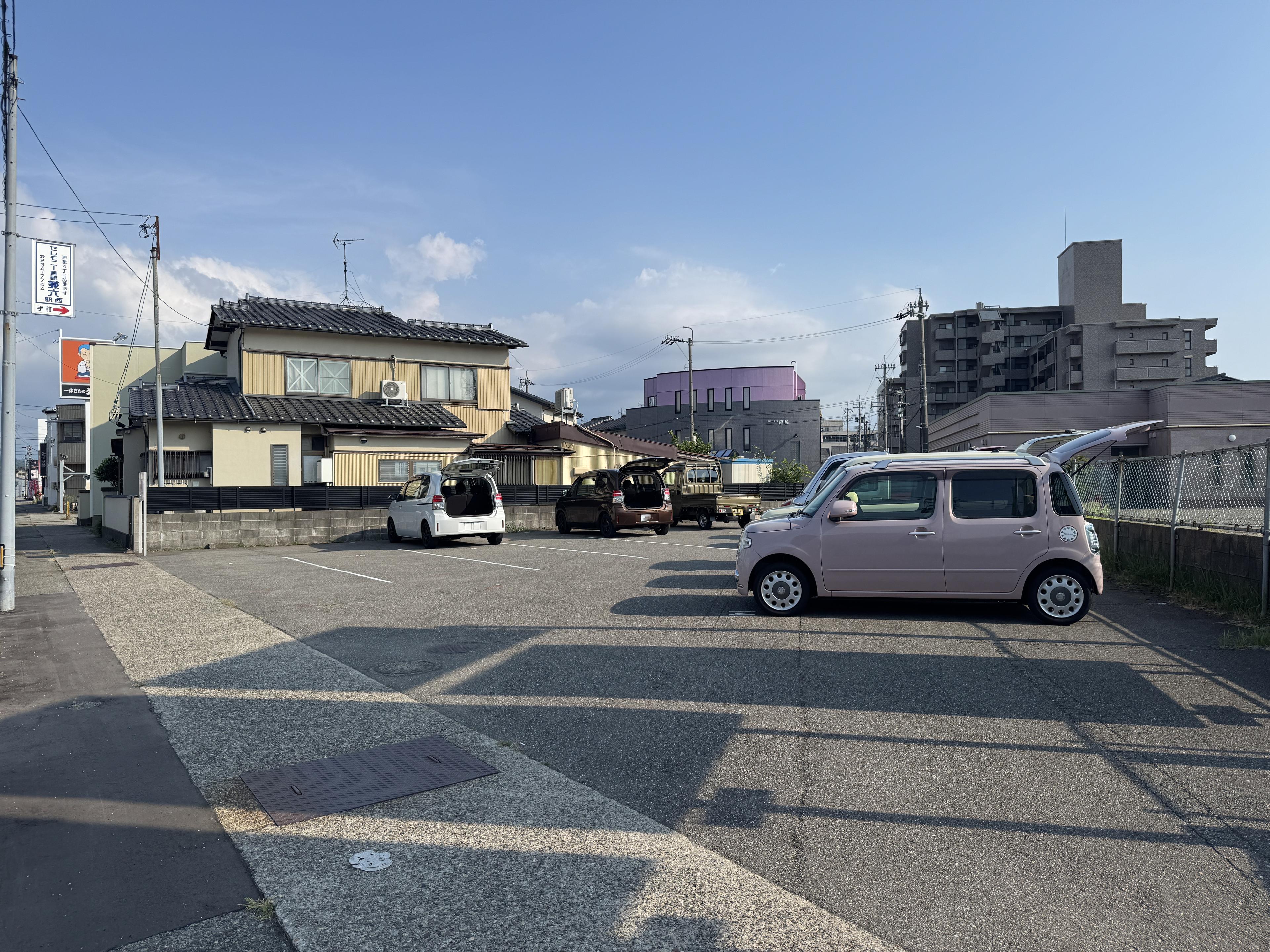 作田月極駐車場の外観・駐車場イメージ3枚目