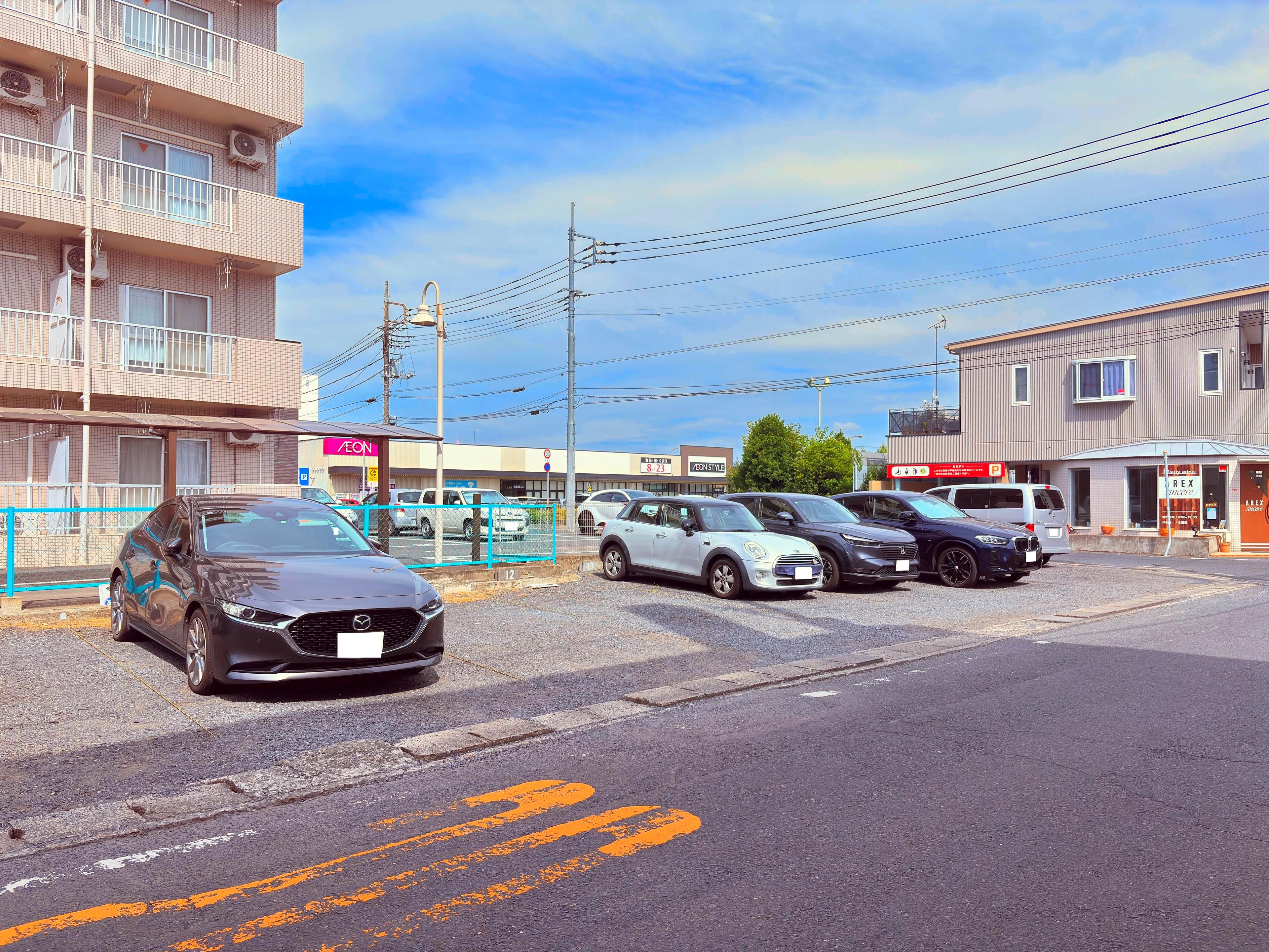 塙パーキングの外観・駐車場イメージ2枚目