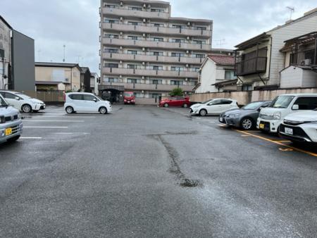 サンパルク伏見桃山の外観・駐車場イメージ1枚目