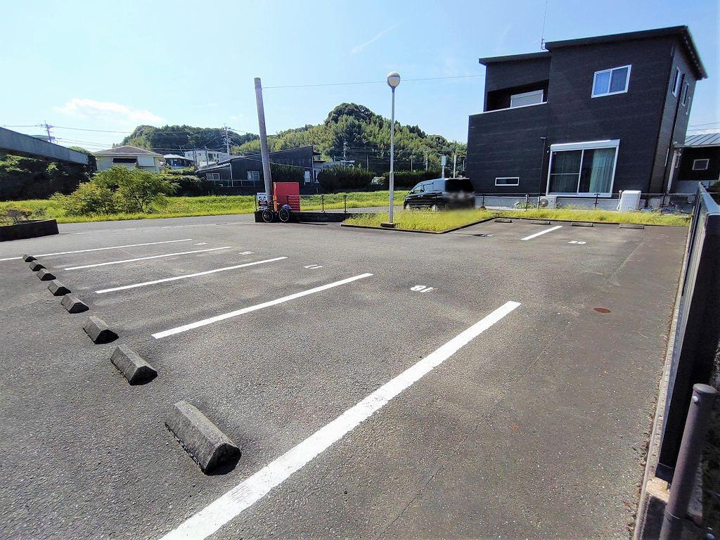 源藤(25851)の外観・駐車場イメージ1枚目