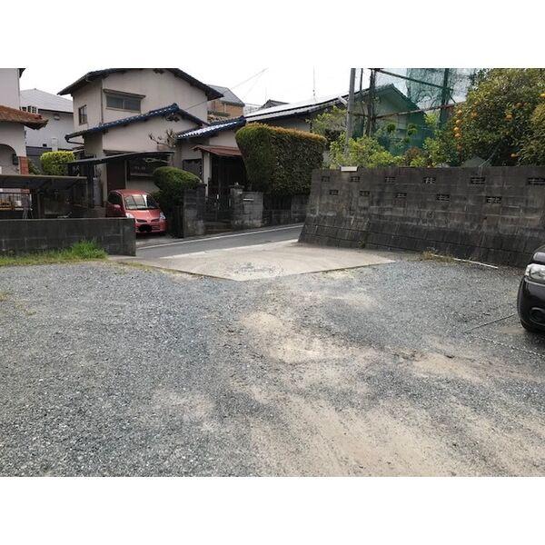 惣利4丁目月極駐車場の外観・駐車場イメージ3枚目